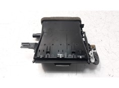 Recambio de rejilla aireadora para toyota avensis 1.8 16v cat referencia OEM IAM 09470001   2