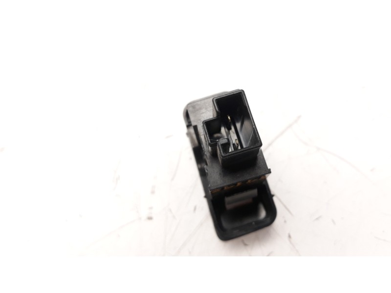 Recambio de pantalla multifuncion para toyota land cruiser (j12) 3.0 turbodiesel referencia OEM IAM 8395060030  