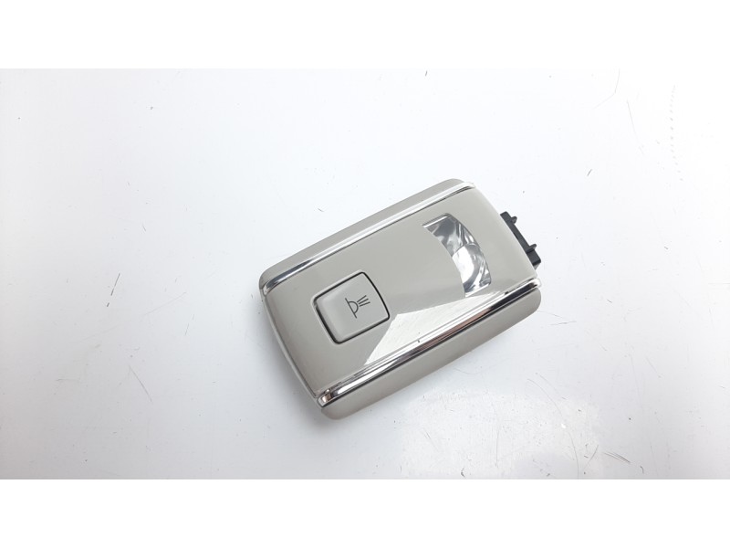 Recambio de luz interior para citroen c4 picasso shine referencia OEM IAM 9670880177  