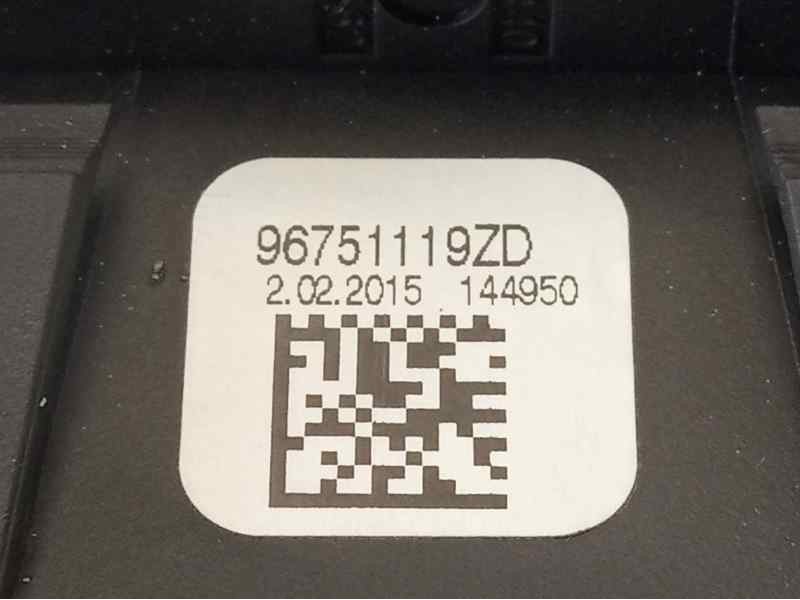 Recambio de mando elevalunas trasero derecho para peugeot 2008 referencia OEM IAM 96751119ZD IAF440107CP 