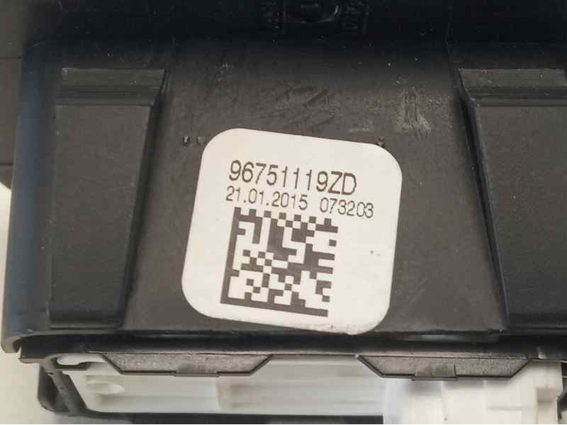 Recambio de mando elevalunas trasero izquierdo para peugeot 2008 referencia OEM IAM 96751119ZD IAF440107CP 