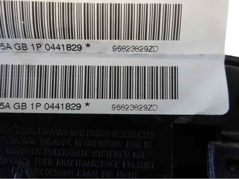 Recambio de airbag delantero izquierdo para citroen c4 berlina lx referencia OEM IAM 96823829ZD  
