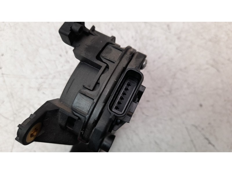 Recambio de potenciometro pedal para renault clio v 1.5 blue dci diesel fap referencia OEM IAM 180108467R  