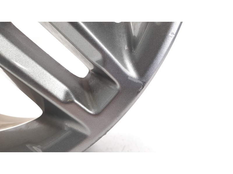Recambio de llanta para hyundai kona 1.0 tgdi cat referencia OEM IAM 52910J9100  
