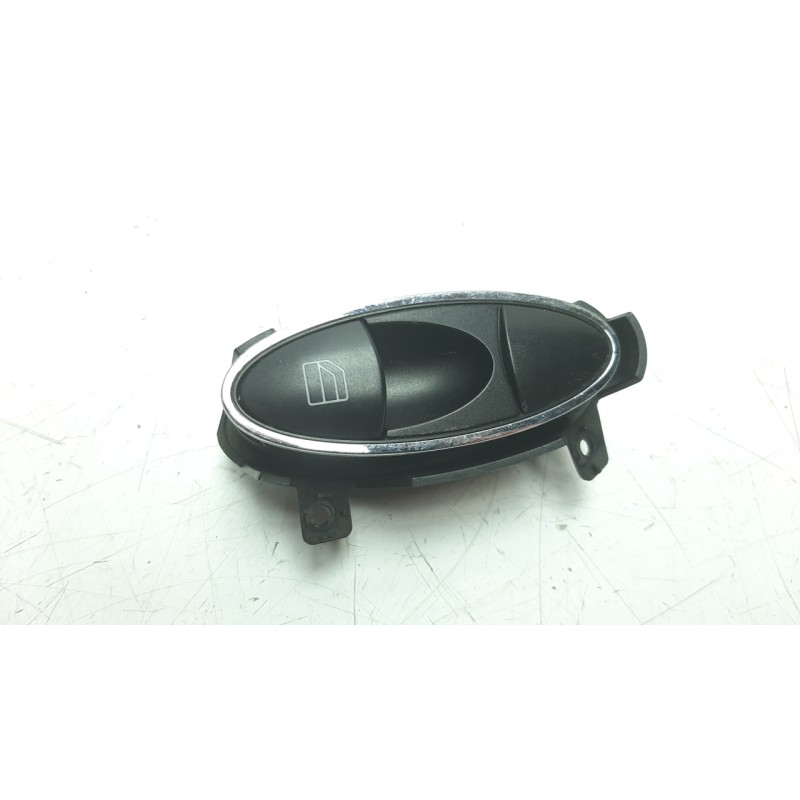Recambio de mando elevalunas trasero derecho para mercedes-benz clase cls (w219) 350 (219.356) referencia OEM IAM 2118219958  