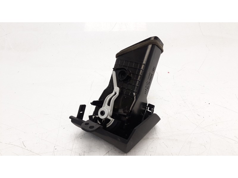 Recambio de rejilla aireadora para toyota land cruiser (j12) 3.0 turbodiesel referencia OEM IAM 5565060100  
