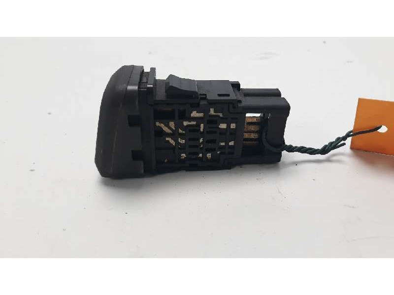 Recambio de warning para nissan primera berlina (p12) acenta referencia OEM IAM 06016  