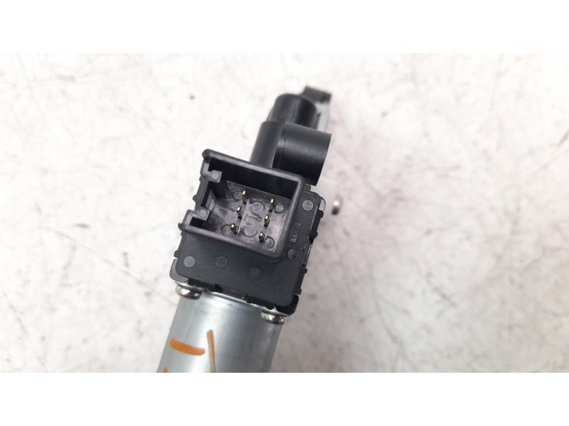 Recambio de motor elevalunas trasero derecho para mazda cx-5 2.2 turbodiesel cat referencia OEM IAM GD558RB  