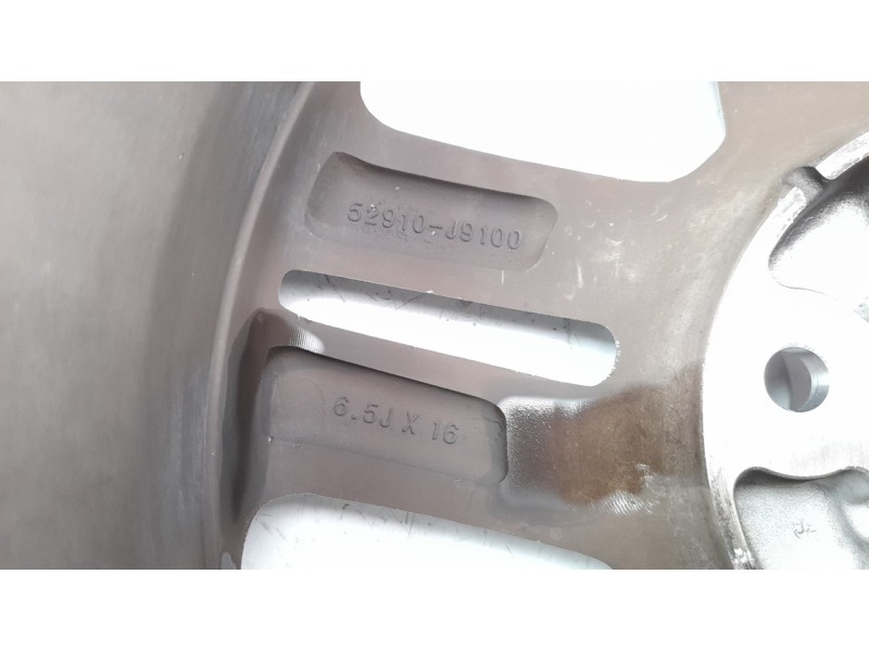 Recambio de llanta para hyundai kona 1.0 tgdi cat referencia OEM IAM 52910J9100  