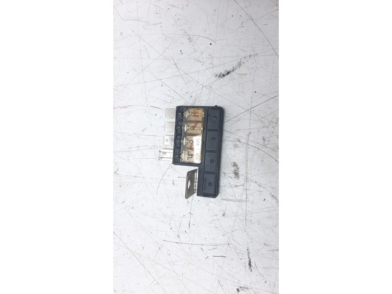 Recambio de caja reles / fusibles para hyundai tucson 1.7 crdi cat referencia OEM IAM 1898009700  