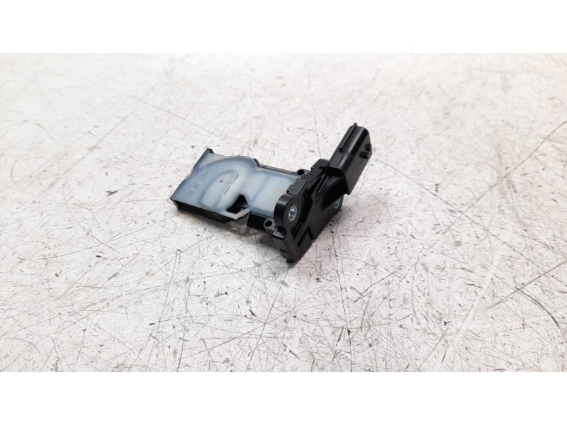 Recambio de caudalimetro para dacia duster ii prestige referencia OEM IAM 226802715R  