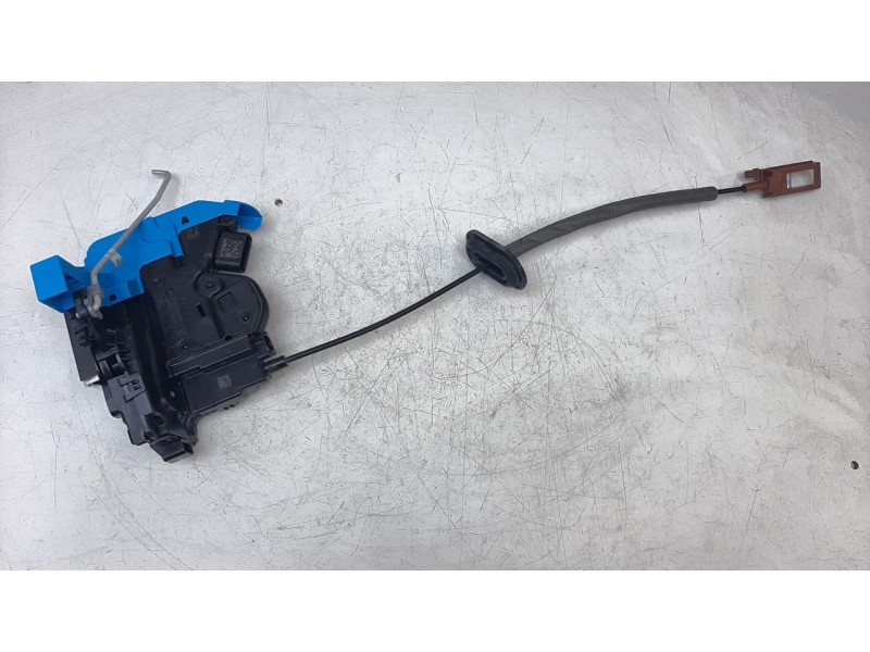 Recambio de cerradura puerta trasera derecha para kia niro (sg2) hybrid concept referencia OEM IAM 81420AT010  