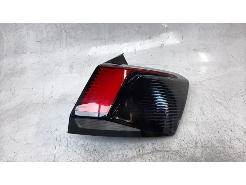 Recambio de piloto trasero derecho para peugeot 3008 allure pack referencia OEM IAM 9810477080 104LLM131 