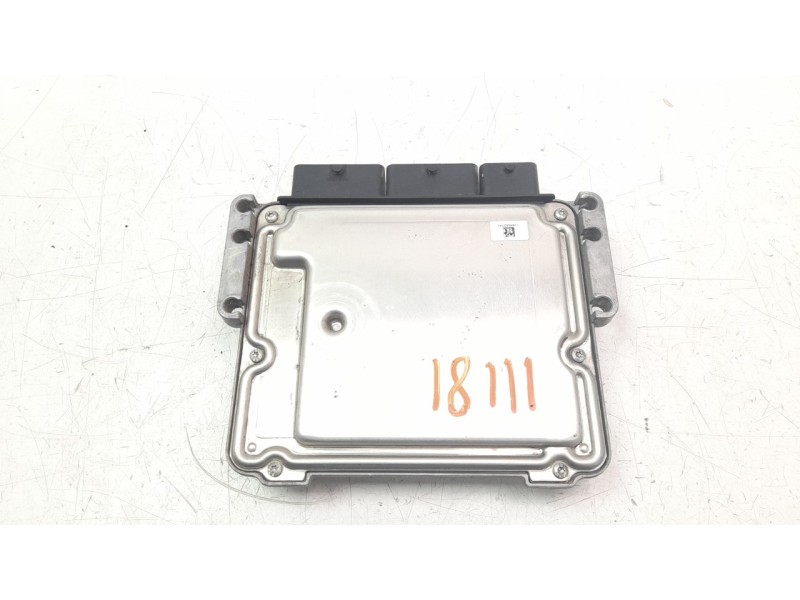 Recambio de centralita motor uce para renault clio iv 1.5 dci diesel fap referencia OEM IAM 237106319R 0281033119 
