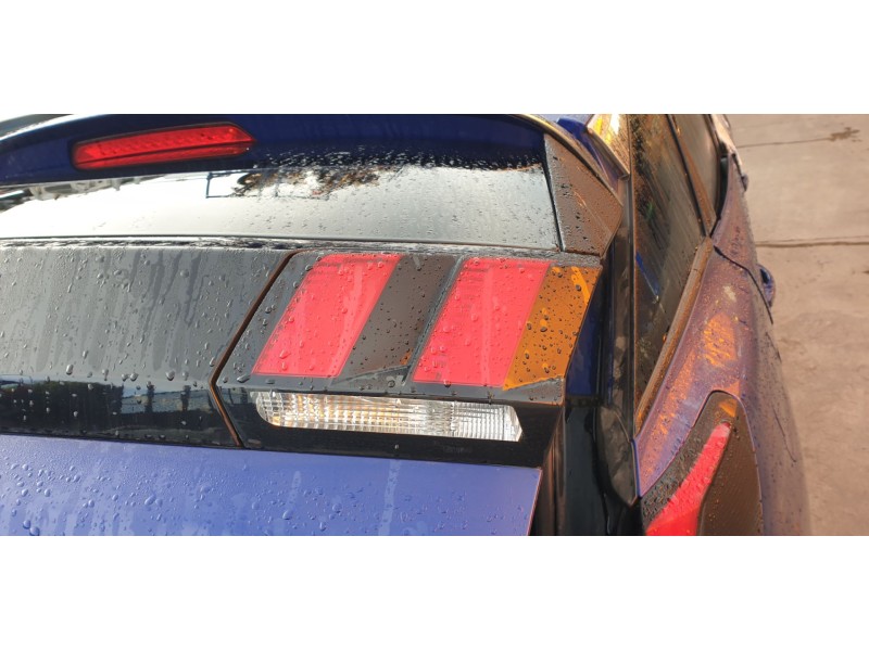 Recambio de piloto trasero derecho interior para peugeot 3008 allure pack referencia OEM IAM 9810477780  