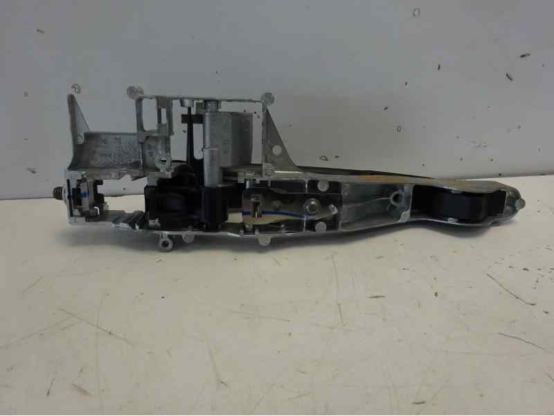 Recambio de maneta exterior delantera izquierda para citroen c3 picasso live edition referencia OEM IAM   