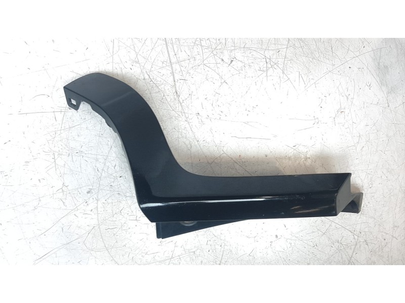 Recambio de moldura para kia niro referencia OEM IAM 87362G5000  