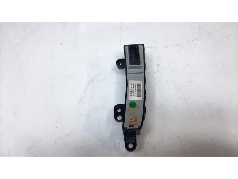 Recambio de interruptor para hyundai kona 1.0 tgdi cat referencia OEM IAM 93300J9AA0  