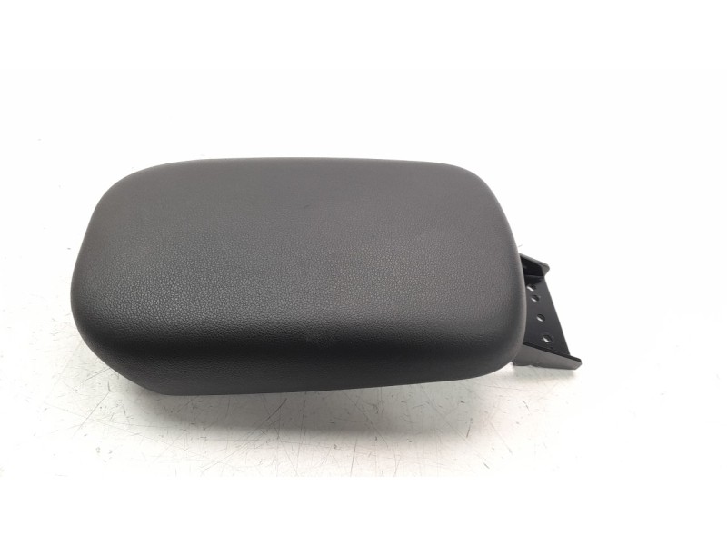 Recambio de apoyabrazos central para hyundai kona 1.0 tgdi cat referencia OEM IAM 84660J9000  