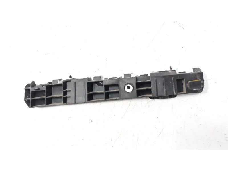 Recambio de molduras traseras para opel corsa e selective referencia OEM IAM 475498858  