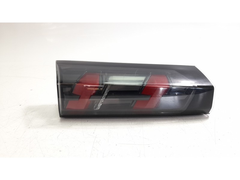 Recambio de piloto trasero izquierdo interior para peugeot 2008 (p1) allure pack referencia OEM IAM 9825957580  