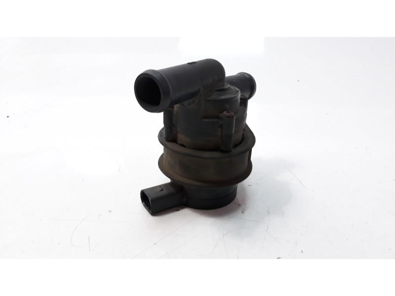 Recambio de bomba agua para audi a4 avant (b5) 1.9 tdi referencia OEM IAM 078121601 70207400 