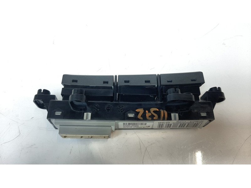 Recambio de interruptor para hyundai kona 1.0 tgdi cat referencia OEM IAM 93350J9AF0  