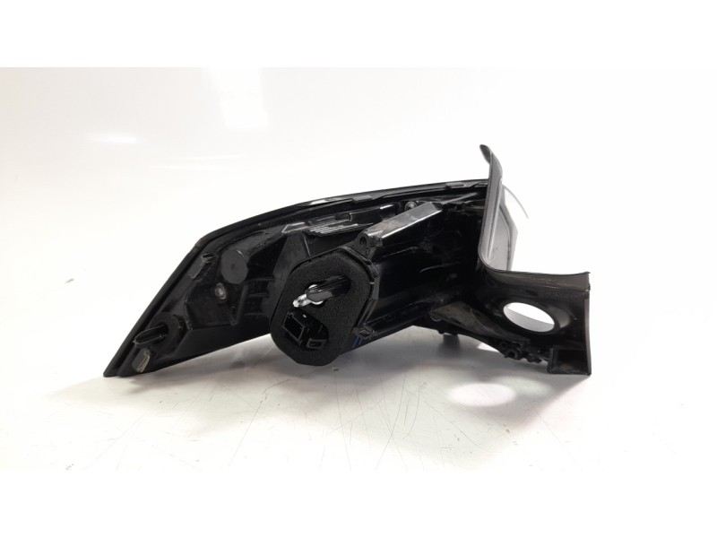 Recambio de piloto trasero derecho para peugeot 2008 (p1) allure pack referencia OEM IAM 9838190480  