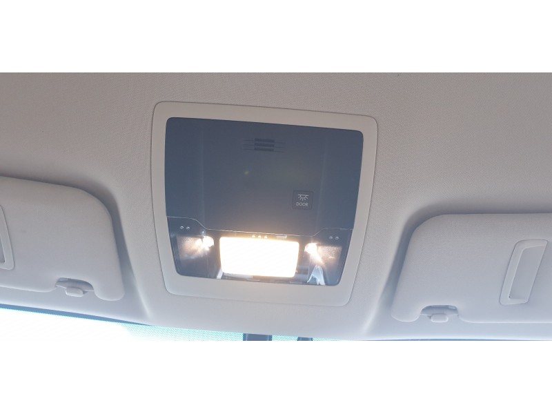 Recambio de luz interior para lexus nx 2.5 16v cat (híbrido) referencia OEM IAM 1D111208G  