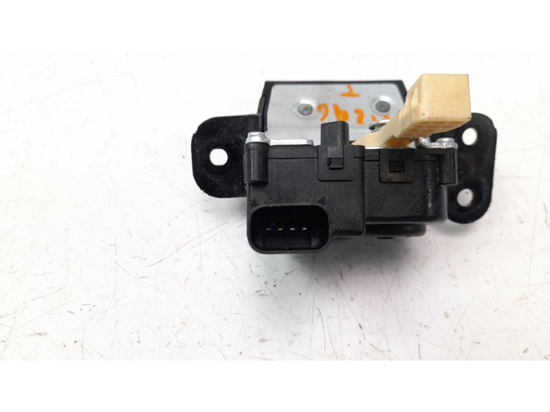 Recambio de cerradura maletero / porton para hyundai kona 1.0 tgdi cat referencia OEM IAM 81230J9000  