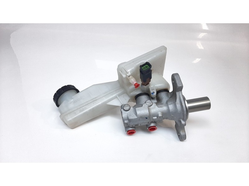 Recambio de bomba freno para peugeot 208 (p2) allure referencia OEM IAM 1655488880  