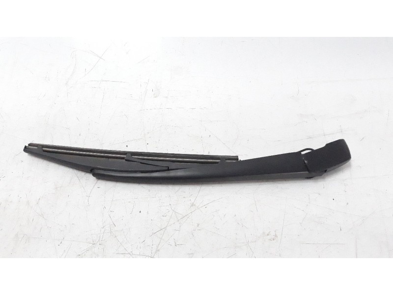 Recambio de brazo limpia trasero para suzuki vitara 1.6 ddis turbodiesel cat referencia OEM IAM 3882154G10000  