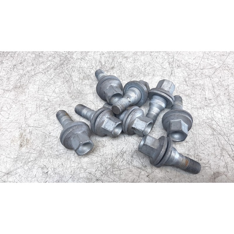 Recambio de juego tornillos de rueda para peugeot 208 (p2) allure referencia OEM IAM TORNILLOSPSA  
