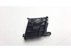 MANDO ELEVALUNAS DELANTERO DERECHO 99761315602 