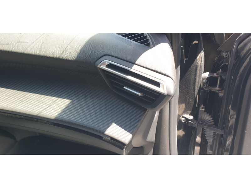 Recambio de aireador derecho para peugeot 2008 (p1) allure pack referencia OEM IAM 98283683DX  