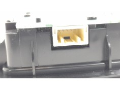 Recambio de luz interior para lexus rc referencia OEM IAM 8136078010C0   2