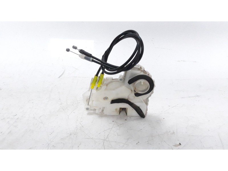 Recambio de cerradura puerta delantera derecha para suzuki vitara 1.6 ddis turbodiesel cat referencia OEM IAM 8220154P20  