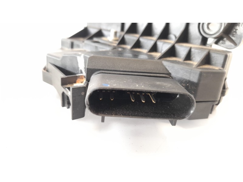 Recambio de cerradura puerta delantera izquierda para ford focus lim. 1.6 tdci cat referencia OEM IAM BM5AA21813AF CRDFRD0970 