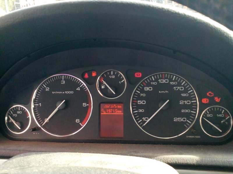 peugeot 407 del año 2004