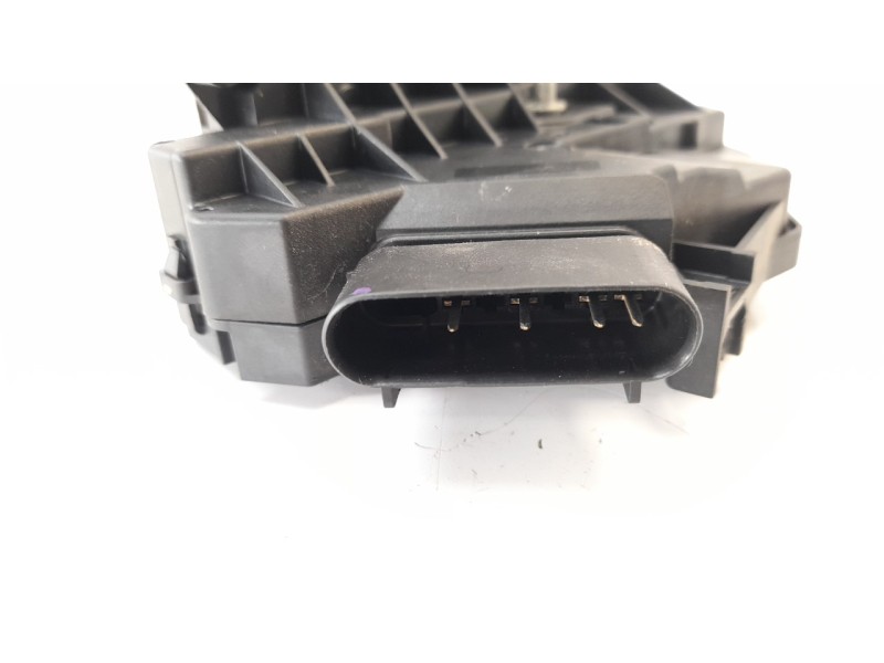Recambio de cerradura puerta trasera derecha para ford focus lim. 1.6 tdci cat referencia OEM IAM BM5AA26412AF CRDFRD9457 