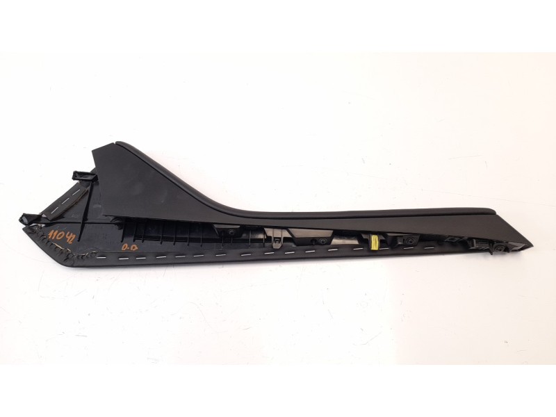 Recambio de moldura para mazda 3 berlina (bp) referencia OEM IAM BDGF64914  