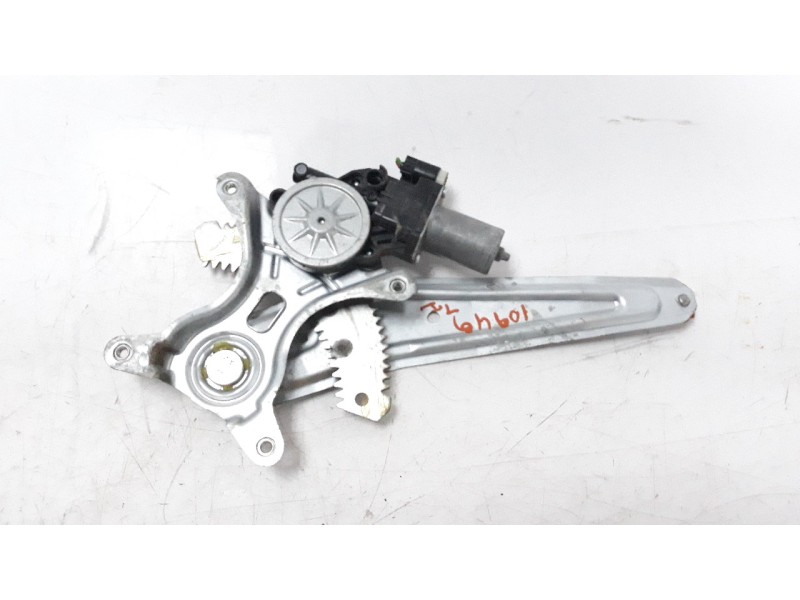 Recambio de elevalunas trasero izquierdo para suzuki vitara 1.6 ddis turbodiesel cat referencia OEM IAM 8356061M00  