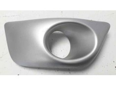 REJILLA PARAGOLPES DERECHA 261A20107R DA2262133