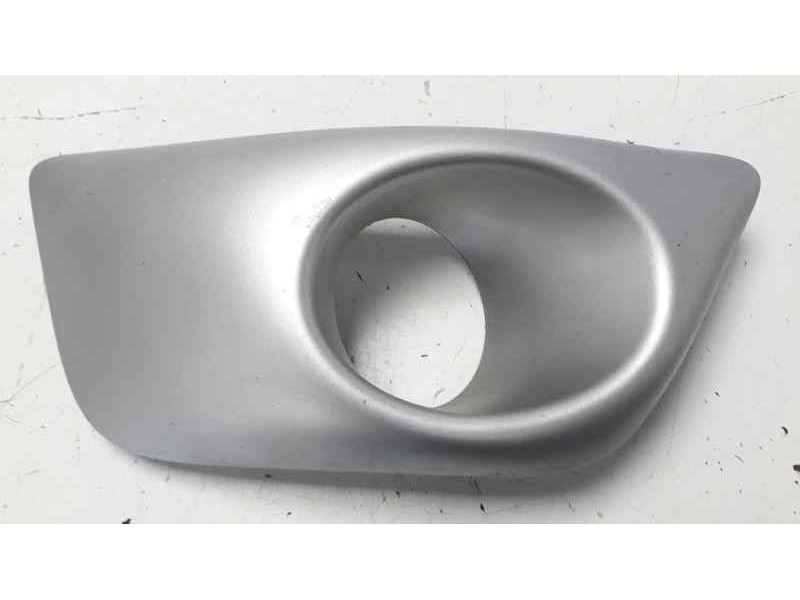 Recambio de rejilla paragolpes derecha para dacia sandero 0.9 tce cat referencia OEM IAM 261A20107R  DA2262133