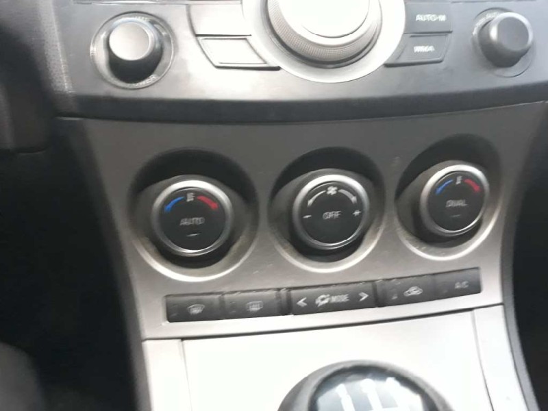 Recambio de mando climatizador para mazda 3 lim. (bl) active referencia OEM IAM BBP361190K  