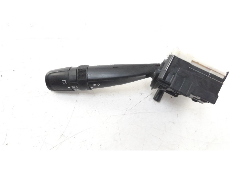 Recambio de mando intermitentes para suzuki vitara 1.6 ddis turbodiesel cat referencia OEM IAM 3721061M50000  