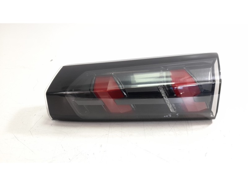 Recambio de piloto trasero derecho interior para peugeot 2008 (p1) allure pack referencia OEM IAM 9825957180  