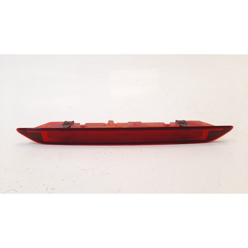 Recambio de luz central de freno para ford focus lim. 1.6 tdci cat referencia OEM IAM BM5113A601AD  