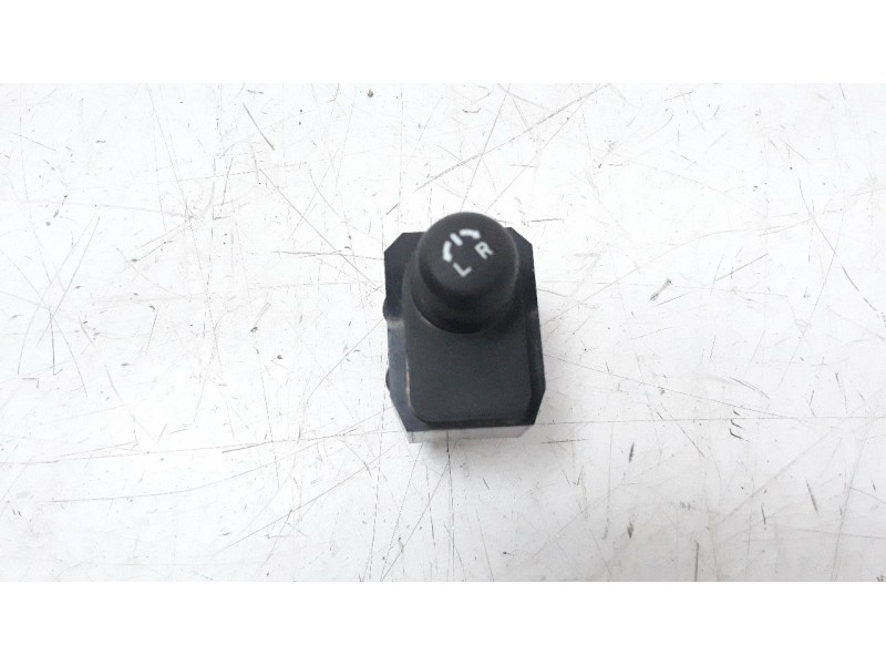 Recambio de mando retrovisor para suzuki vitara 1.6 ddis turbodiesel cat referencia OEM IAM 3795057L00000  