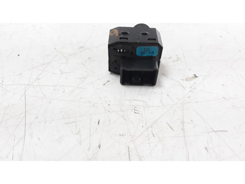 Recambio de mando retrovisor para suzuki vitara 1.6 ddis turbodiesel cat referencia OEM IAM 3795057L00000  